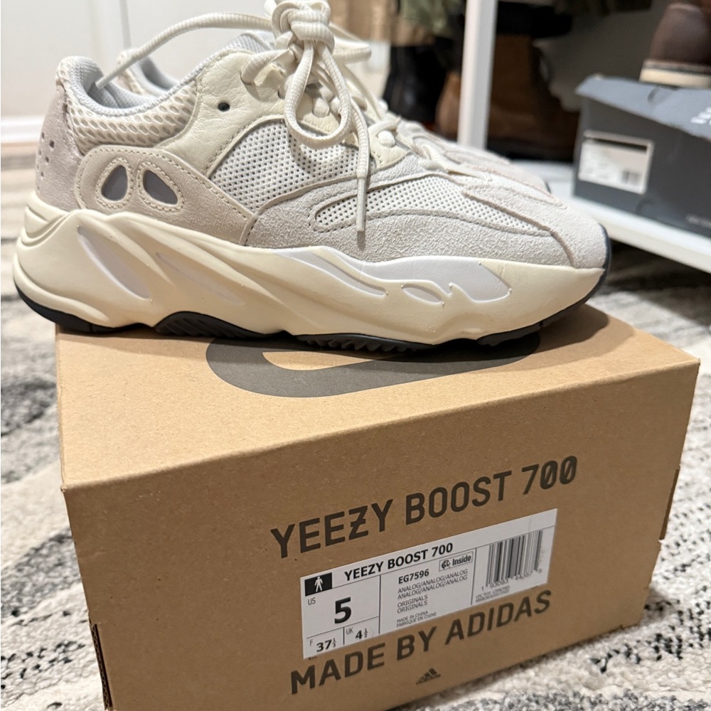 Adidas Yeezy Boost 700 Sneakers - Picture 2 of 3